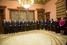 Members of new government take oath before Moldovan president