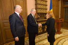 Members of new government take oath before Moldovan president