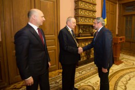 Members of new government take oath before Moldovan president