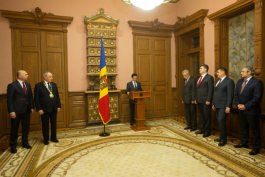 Members of new government take oath before Moldovan president